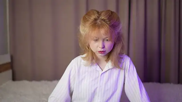 Stella Vanila online show from October 4, 2025, 11:17 pm