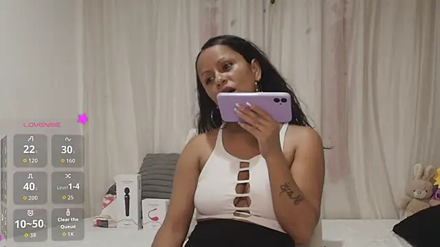 Catherine mature45 online show from May 17, 2026, 11:27 pm