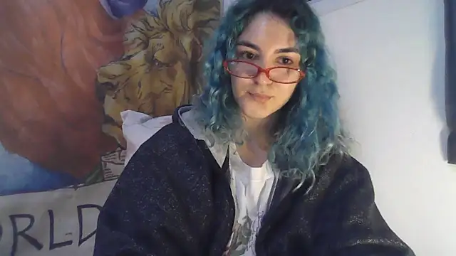 peetitefairy online show from June 17, 2026, 5:07 am