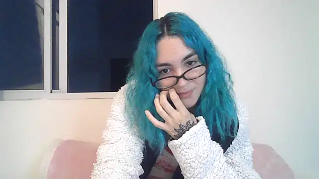 peetitefairy online show from October 15, 2025, 4:11 am