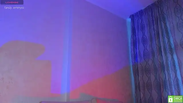 KittenFang online show from March 27, 2026, 11:33 am