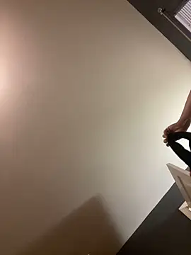 vonybac123 online show from April 14, 2026, 9:53 pm