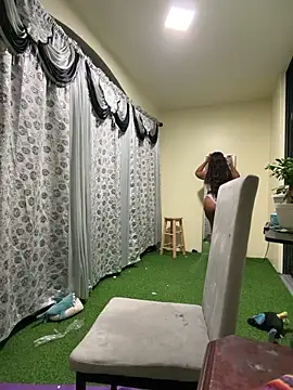 LuckyKhloe online show from March 14, 2026, 3:23 am