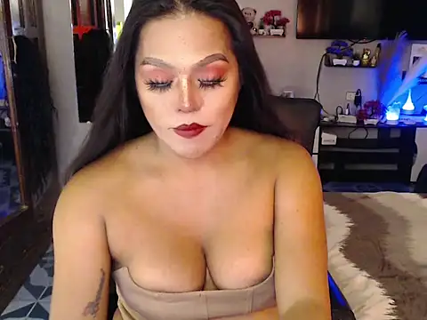 Snapshot of Queen_Angela6 chatting on September 10, 2025, 9:36 pm Queen Angela6 online show from September 10, 2025, 9:36 pm