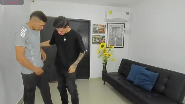 Playhardsex  online show from March 19, 2026, 11:05 pm