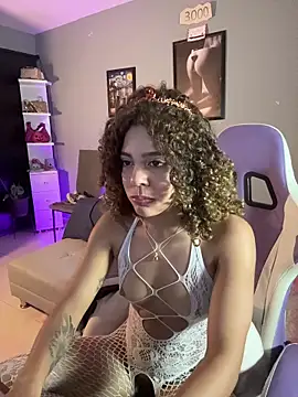 Snapshot of hannachris- chatting on October 8, 2025, 11:49 pm hannachris- online show from October 8, 2025, 11:49 pm