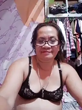 Snapshot of vickyhot1966 chatting on May 22, 2026, 12:25 pm vickyhot1966 online show from May 22, 2026, 12:25 pm