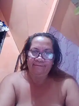 Snapshot of vickyhot1966 chatting on May 18, 2026, 3:39 pm vickyhot1966 online show from May 18, 2026, 3:39 pm