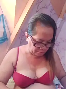 Snapshot of vickyhot1966 chatting on May 17, 2026, 10:10 pm vickyhot1966 online show from May 17, 2026, 10:10 pm