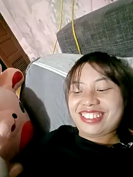 Snapshot of Dung-Thao19 chatting on September 9, 2025, 6:06 pm Dung-Thao19 online show from September 9, 2025, 6:06 pm