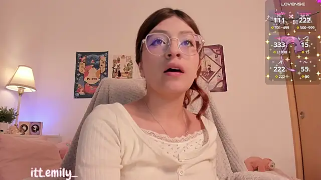 Snapshot of emily_uwu0 chatting on April 5, 2026, 2:07 am emily uwu0 online show from April 5, 2026, 2:07 am
