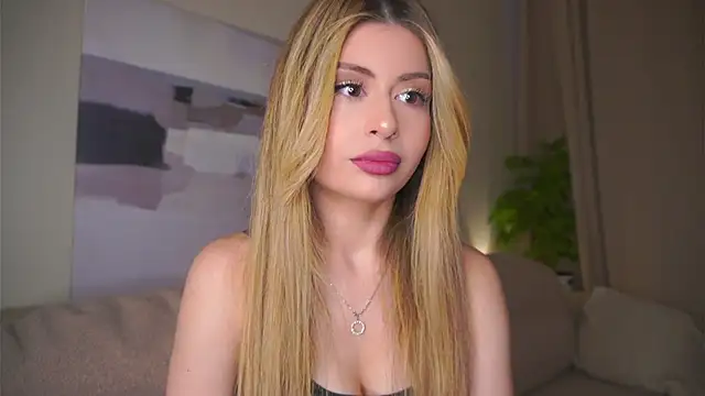 Snapshot of GeorginaHarn chatting on May 11, 2026, 9:10 am GeorginaHarn online show from May 11, 2026, 9:10 am