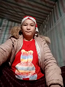 Love-Mama33 online show from November 22, 2025, 11:14 pm