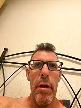 Snapshot of gigolobcn chatting on September 13, 2025, 5:40 am gigolobcn online show from September 13, 2025, 5:40 am