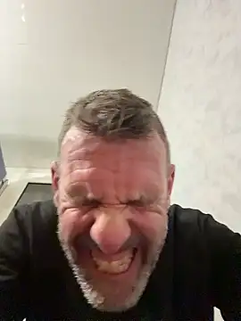 Snapshot of gigolobcn chatting on January 9, 2026, 6:04 pm gigolobcn online show from January 9, 2026, 6:04 pm