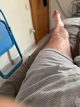 Snapshot of gigolobcn chatting on September 11, 2025, 2:06 pm gigolobcn online show from September 11, 2025, 2:06 pm