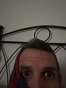 Snapshot of gigolobcn chatting on December 17, 2025, 2:55 pm gigolobcn online show from December 17, 2025, 2:55 pm