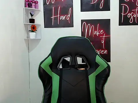 Snapshot of asia_mekaniko chatting on January 7, 2026, 4:23 pm asia mekaniko online show from January 7, 2026, 4:23 pm