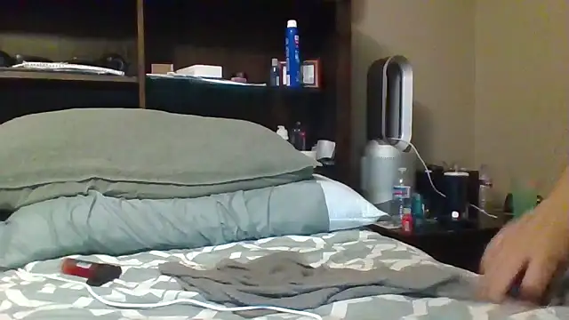 LeeCox online show from November 4, 2025, 10:08 am