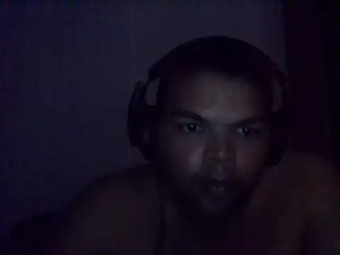 lucascarvalho88 online show from May 12, 2026, 11:22 pm