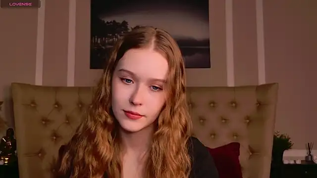 MandyMils online show from October 12, 2025, 2:18 pm