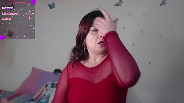 Snapshot of evangeline_lover chatting on June 24, 2026, 1:43 pm evangeline lover online show from June 24, 2026, 1:43 pm