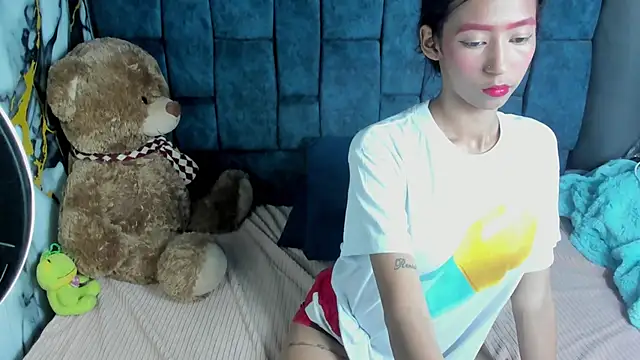 ValentinaKlean online show from July 2, 2026, 3:23 am