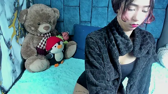 ValentinaKlean online show from July 12, 2026, 12:44 am