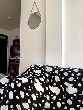 Zara Bel online show from October 24, 2025, 6:29 pm