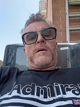 Axl hot online show from May 24, 2026, 11:43 am