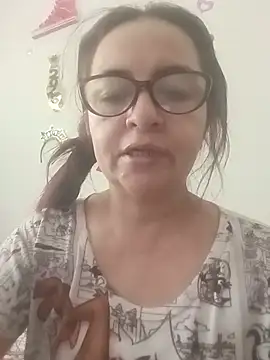 tany90 online show from May 25, 2026, 3:11 pm
