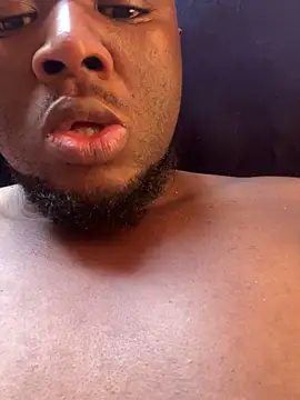 Snapshot of Dynamite_cums_in_size_2 chatting on February 5, 2026, 9:16 am Dynamite cums in size 2 online show from February 5, 2026, 9:16 am