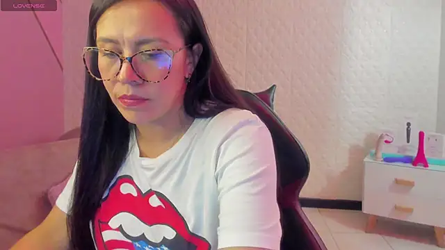 Eva mermaid online show from April 10, 2026, 11:34 pm