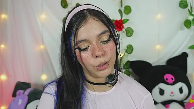 Snapshot of cutee_andrea chatting on May 30, 2026, 4:19 am cutee andrea online show from May 30, 2026, 4:19 am