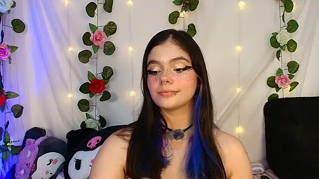 Snapshot of cutee_andrea chatting on May 3, 2026, 2:38 am cutee andrea online show from May 3, 2026, 2:38 am