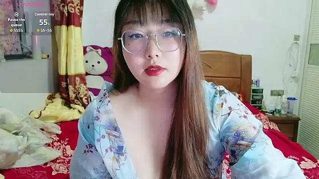 sisi-maiden online show from May 29, 2026, 1:28 pm