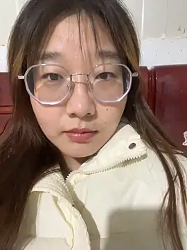 sisi-maiden online show from February 9, 2026, 11:52 am