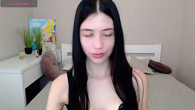 Snapshot of SelinLi chatting on July 10, 2026, 8:25 am SelinLi online show from July 10, 2026, 8:25 am