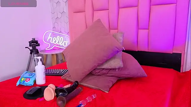 alice rouusse online show from February 5, 2026, 7:43 pm