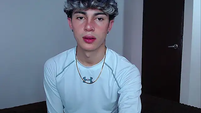 Snapshot of john_vichenso chatting on November 14, 2025, 9:18 pm john vichenso online show from November 14, 2025, 9:18 pm