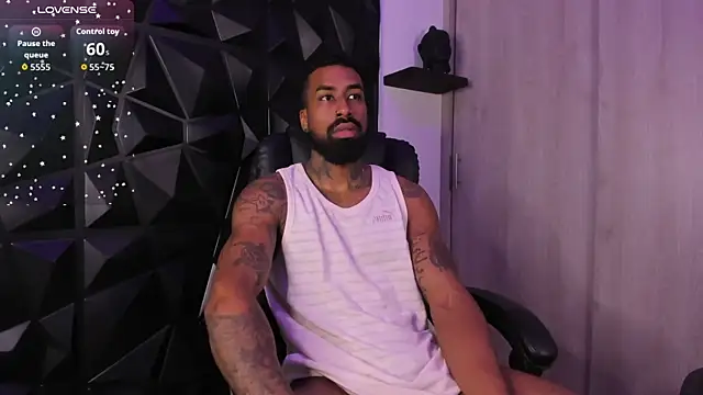 OstinDaniels online show from October 26, 2025, 10:43 pm