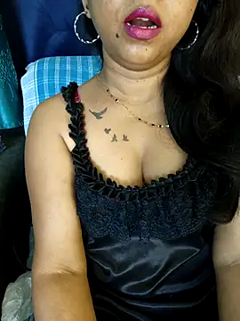 Sexy juhee online show from May 13, 2026, 6:53 am