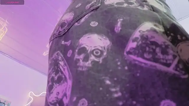 Snapshot of ZURY_TAY chatting on February 13, 2026, 11:54 am ZURY TAY online show from February 13, 2026, 11:54 am