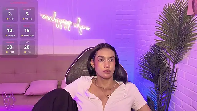 Snapshot of artemiss_tay chatting on November 18, 2025, 7:06 pm artemiss tay online show from November 18, 2025, 7:06 pm