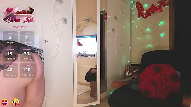 MIA LO VE online show from March 23, 2026, 6:52 pm