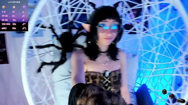 HoshiMiuu online show from September 16, 2025, 7:37 pm