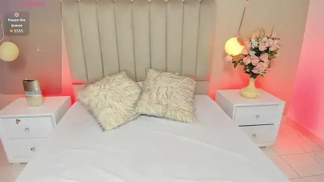 Dani rosse  online show from November 8, 2025, 12:52 pm