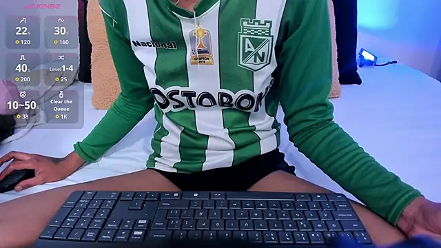 sarah ashbourne online show from November 24, 2025, 1:49 am