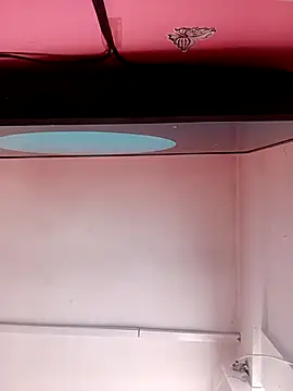 Lady 16 online show from September 21, 2025, 12:32 pm