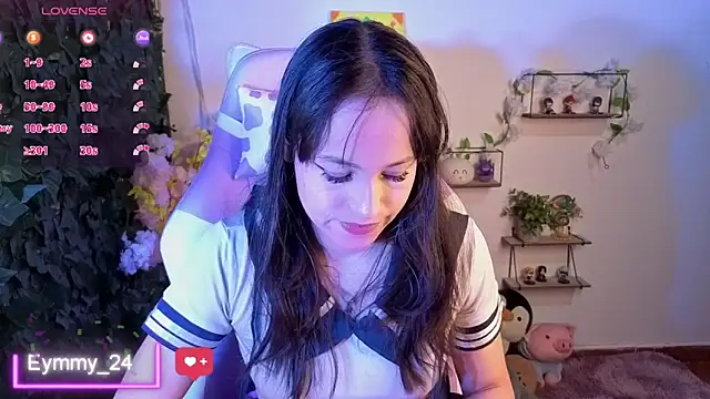 Eymmy 24 online show from May 13, 2026, 1:45 am